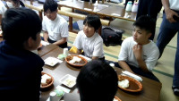 昼食３