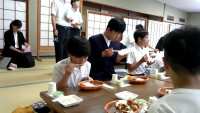 昼食４